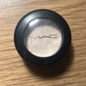 MAC Single Eyeshadow